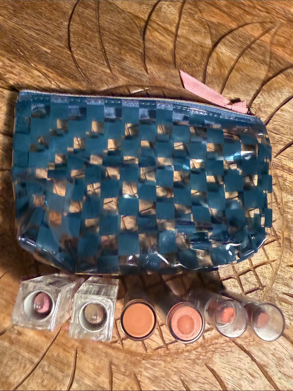 💄NWT Women Makeup Lipstick Set in Peach and Pink Shades 6 discontinued rare